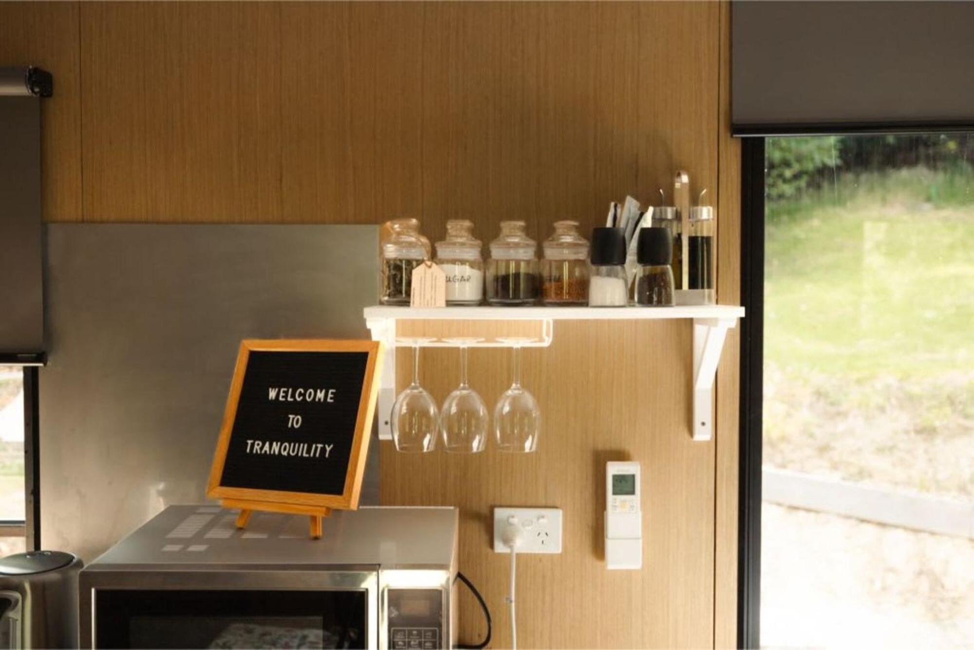 Tranquility Tiny House By Tiny Away Vila Owaka Exterior foto